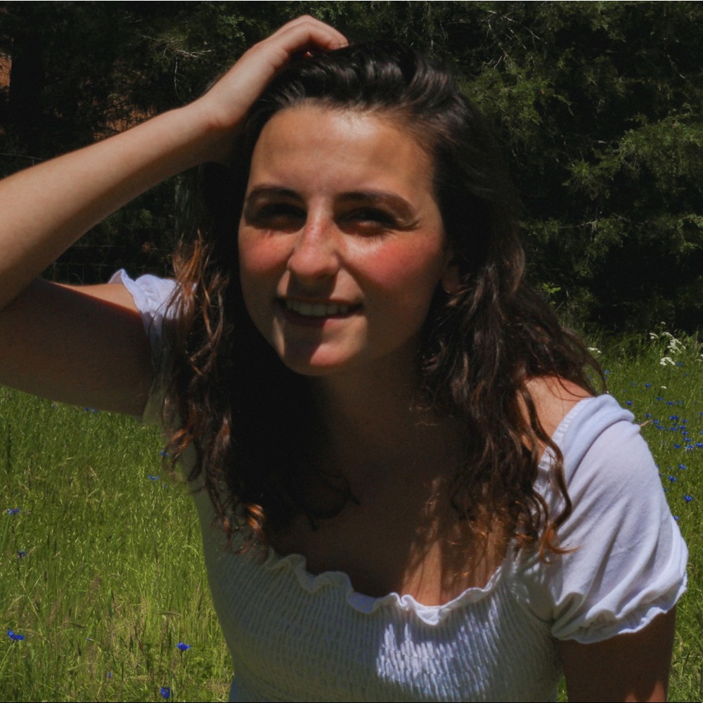Meet your posher, Ilaria